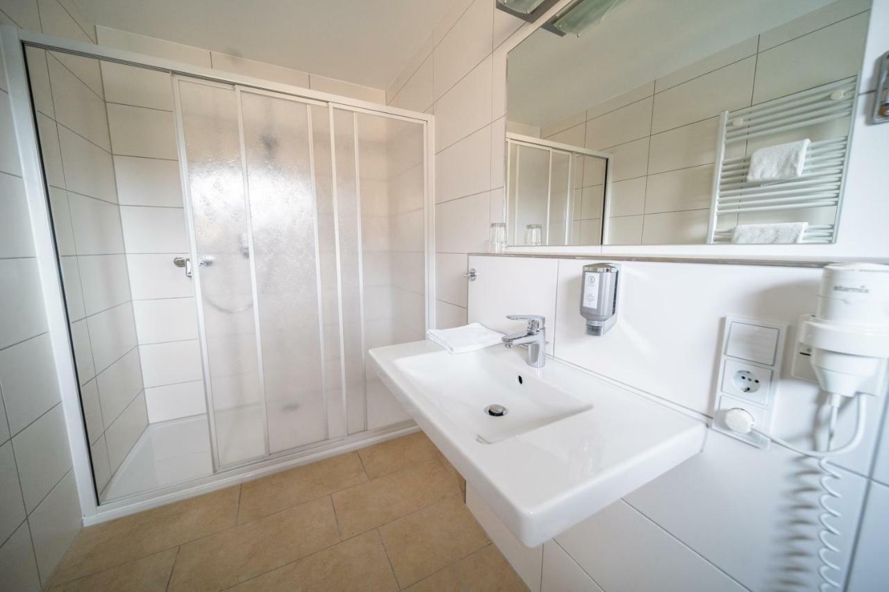 Hotel Rieder Wiesemscheid Екстер'єр фото