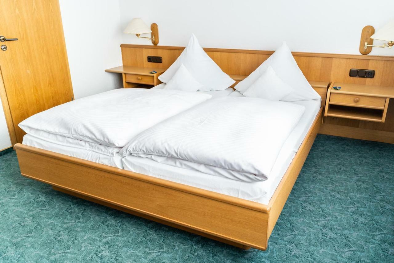 Hotel Rieder Wiesemscheid Екстер'єр фото