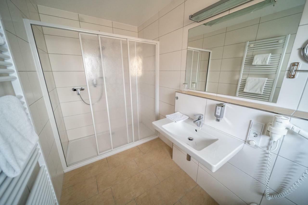 Hotel Rieder Wiesemscheid Екстер'єр фото